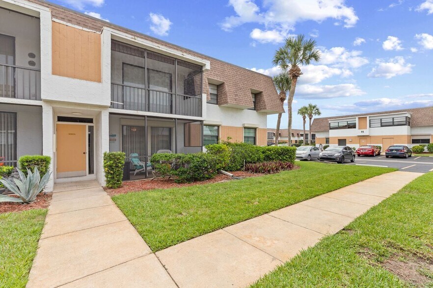 Primary Photo - 2700 N Hwy A1A