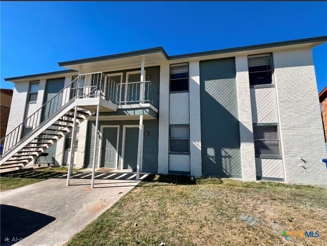 Building Photo - 309 Erby Ave