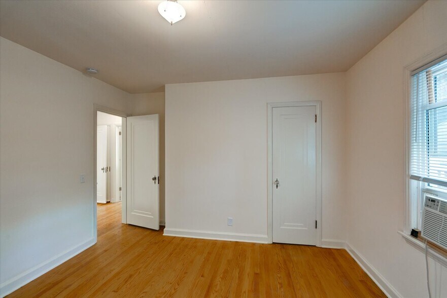 Building Photo - 2615 Stevens St