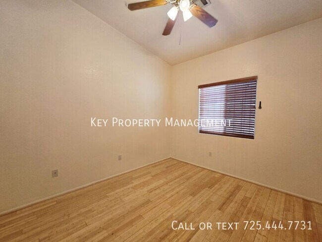 Building Photo - 9726 Tomorrow Ct