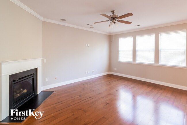 Building Photo - 7006 Meadowsweet Ln