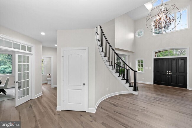 Building Photo - 20589 Myers Pl