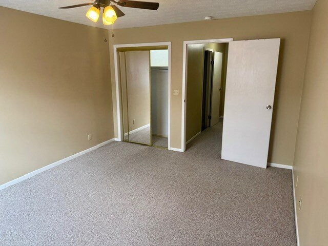 Building Photo - 1616 Spring Valley Dr