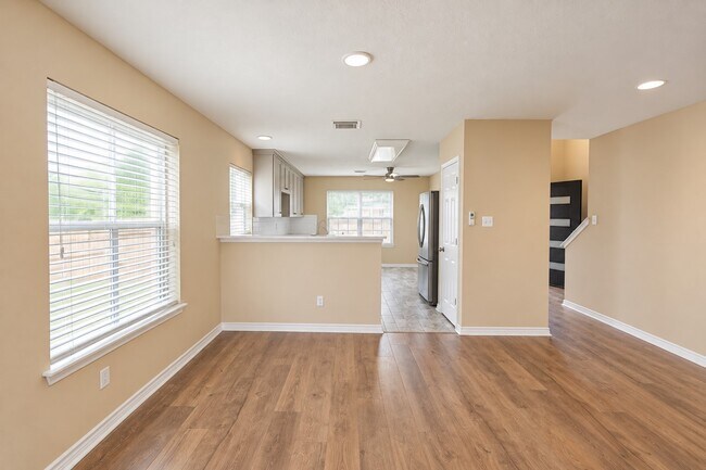 Building Photo - 3418 Coldwater Canyon Ln