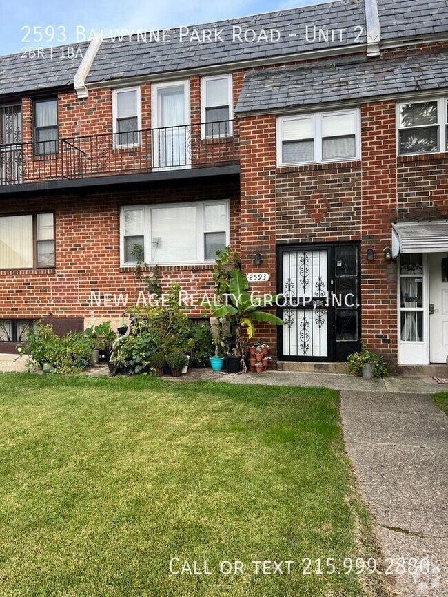 Building Photo - Two Bedroom in Wynnefield Heights with Gar...