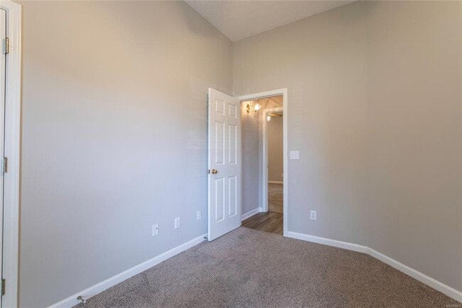 Building Photo - 9024 Hanston Ct