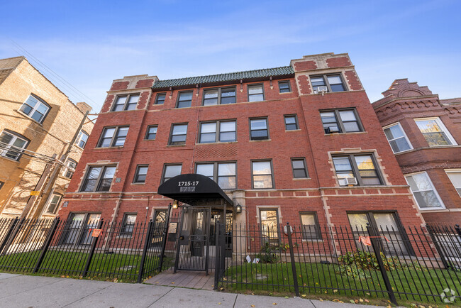 Building Photo - 1717 W North Shore Ave