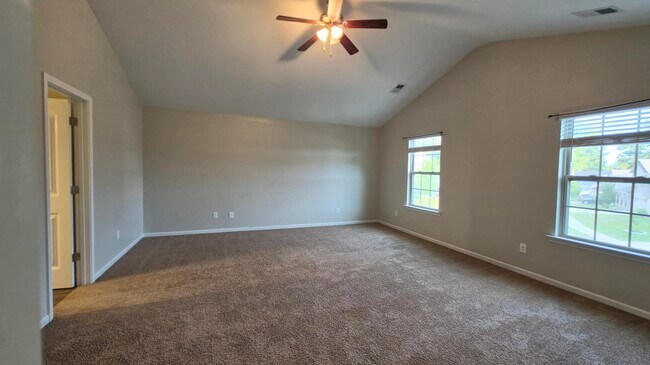 Building Photo - 147 Niblick Dr