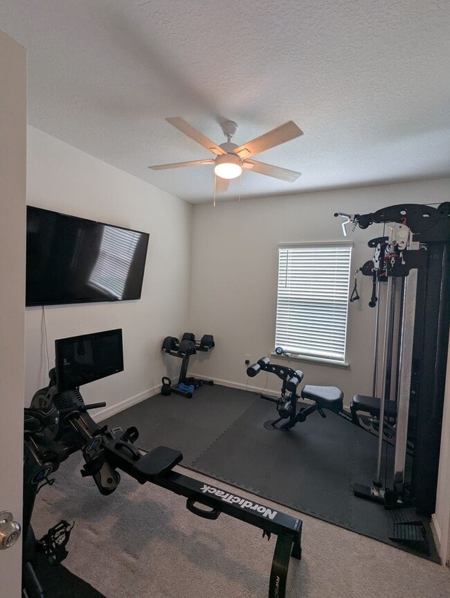 Building Photo - Beautiful newer-construction 4-bedroom, 3-bath home located in Trailhead Landing