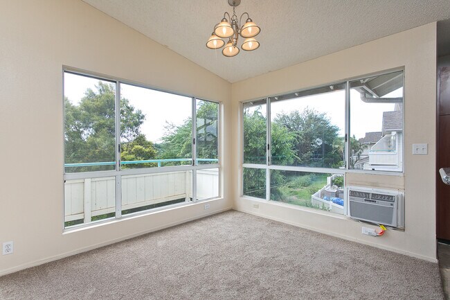 Building Photo - Arbors in Ewa Beach 2/2/2 Townhouse