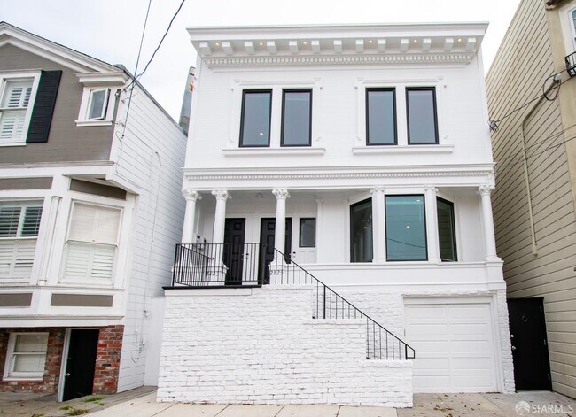 Primary Photo - 2825 Golden Gate Ave