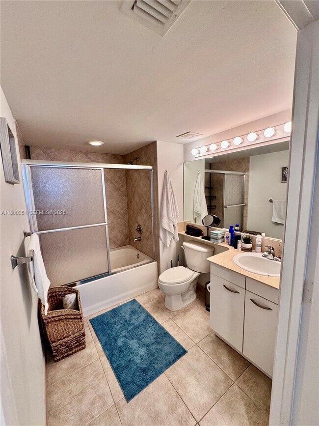 Building Photo - 2080 S Ocean Dr