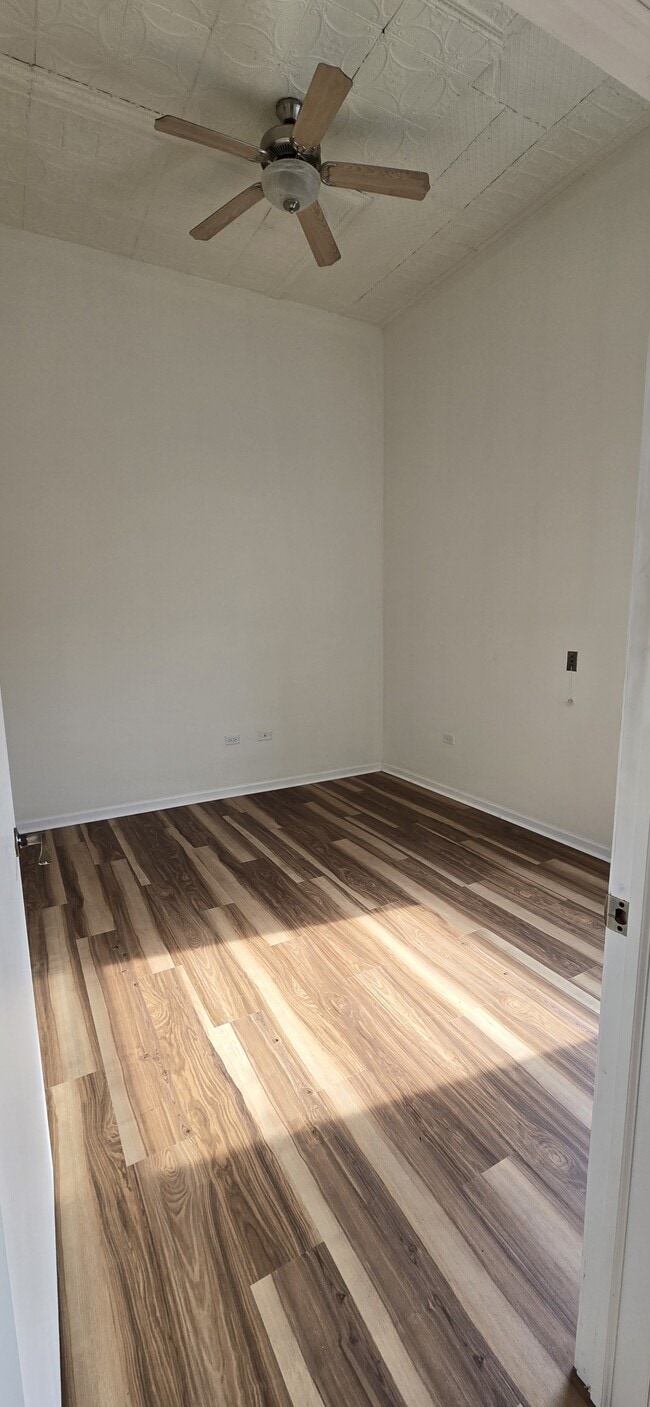 Building Photo - 1800 Jefferson St