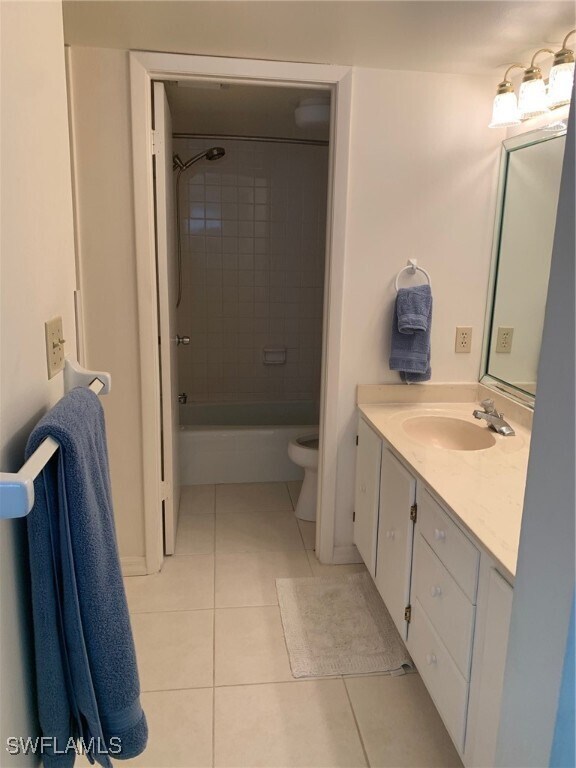 Building Photo - 3443 Gulf Shore Blvd N