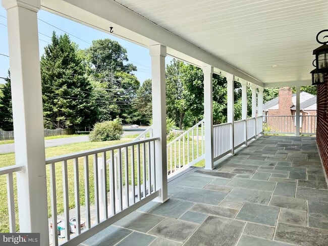 Building Photo - 6605 Keene Dr