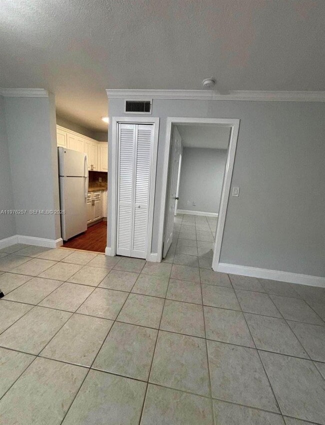 Building Photo - 1152 NW 3rd St