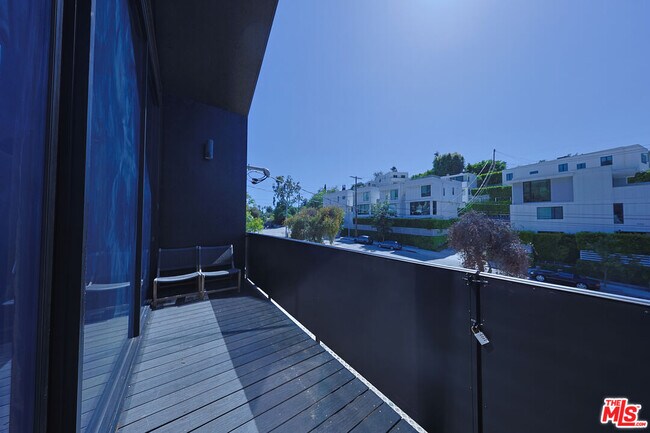 Building Photo - 2230 Glendale Blvd