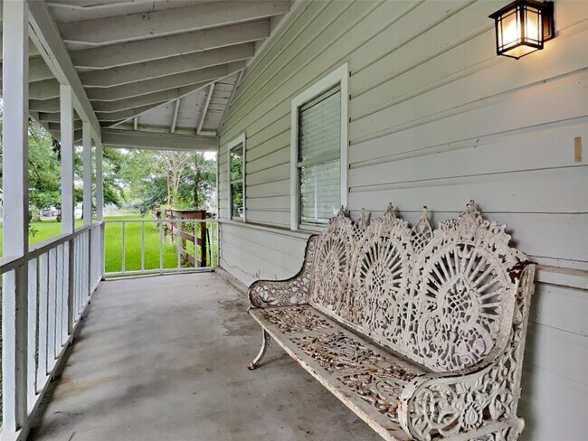 Building Photo - 10648 Fussel Rd