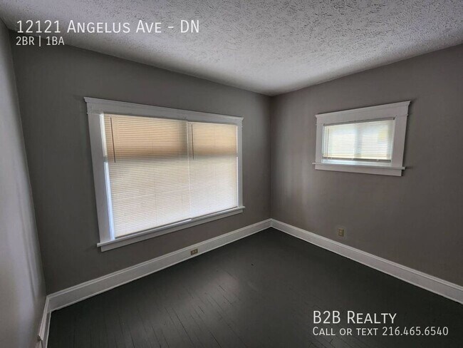 Building Photo - 12121 Angelus Ave