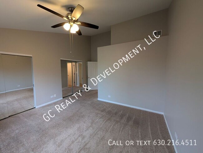 Building Photo - 3043 Kentshire Cir