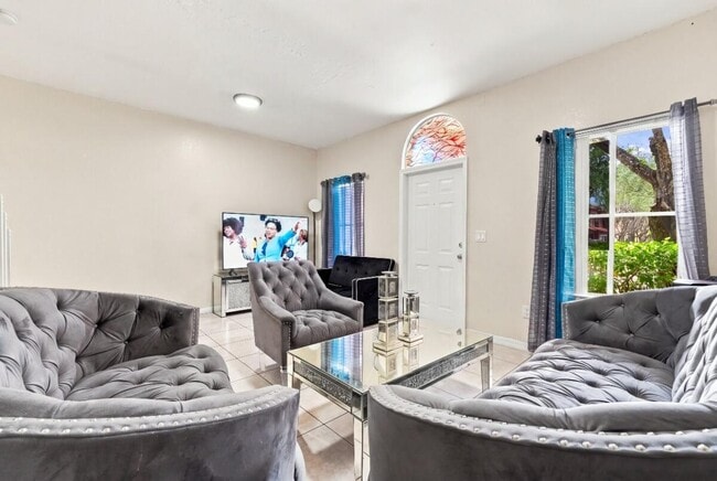 Building Photo - 406 W Santa Catalina Cir