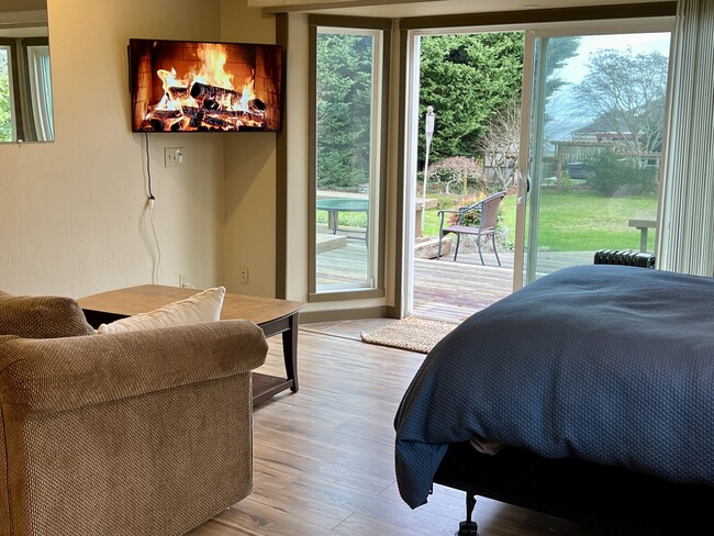 Building Photo - 29837 Marine View Dr SW