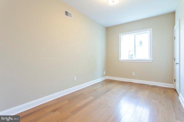 Building Photo - 2026 McClellan St