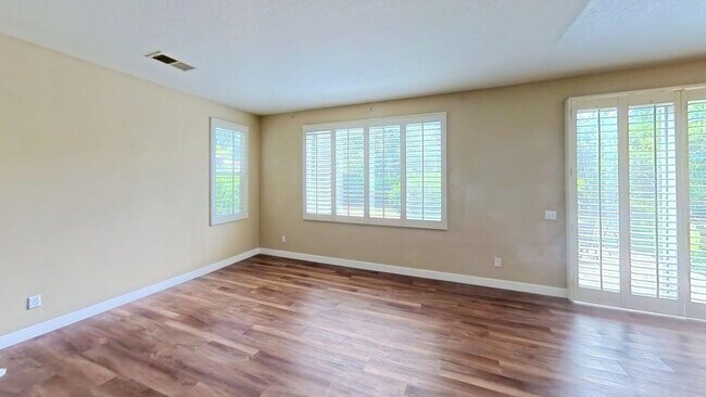 Building Photo - Welcome to your next dream home in Corona!