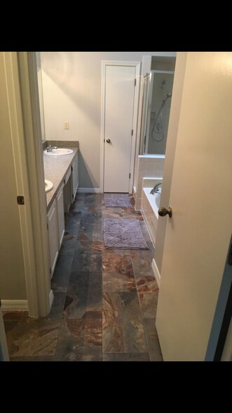 Master bath - 1334 Augusta National Blvd