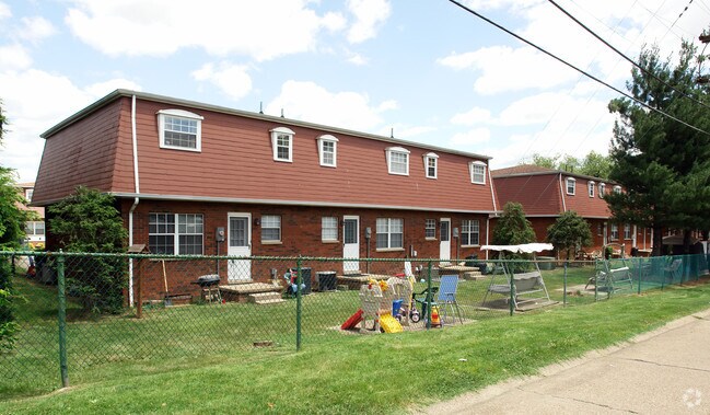 Broadway Gardens - Patriot Meadows (FKA Broadway Gardens)