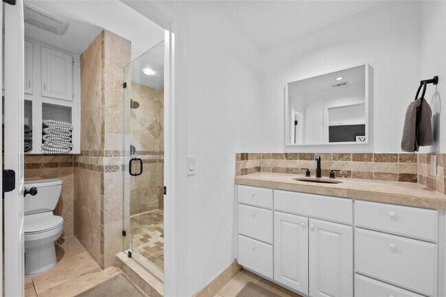 Building Photo - 1603 Twilight Ridge Dr