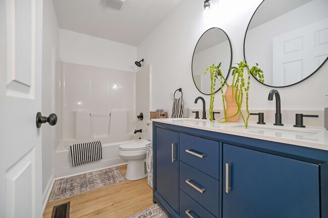 Building Photo - 421 Elkton Pl