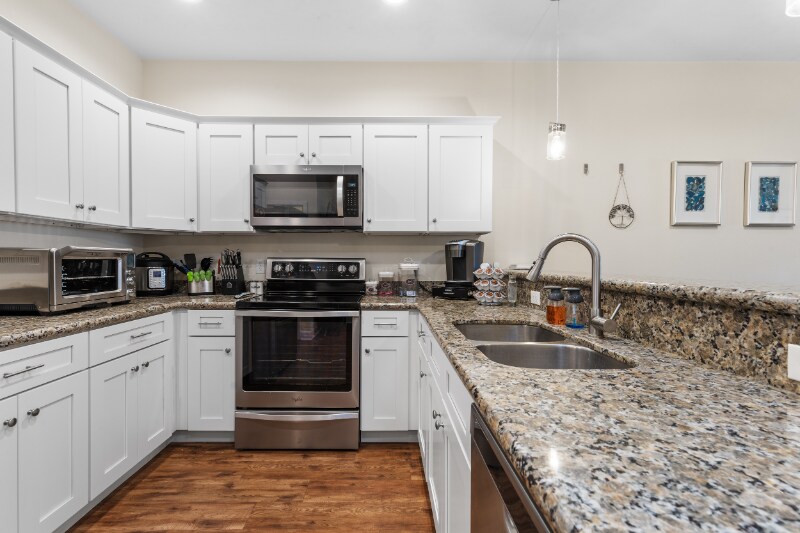 Building Photo - 10773 NW 65 Way