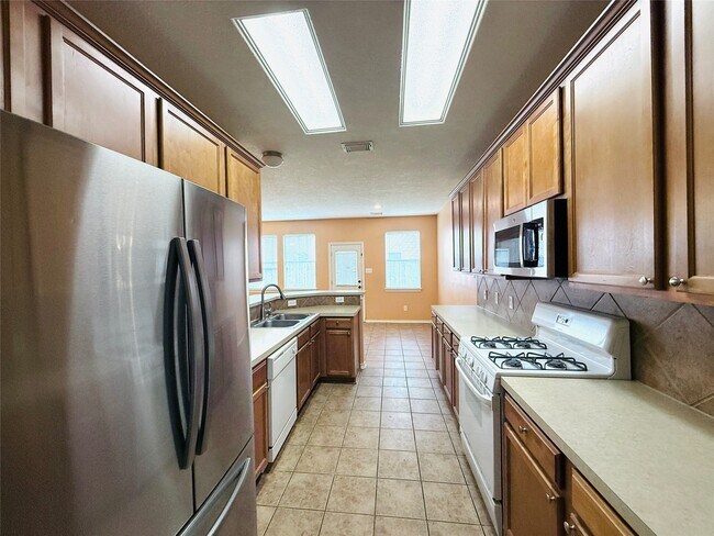 Building Photo - 12414 Jasmine Brook Ln