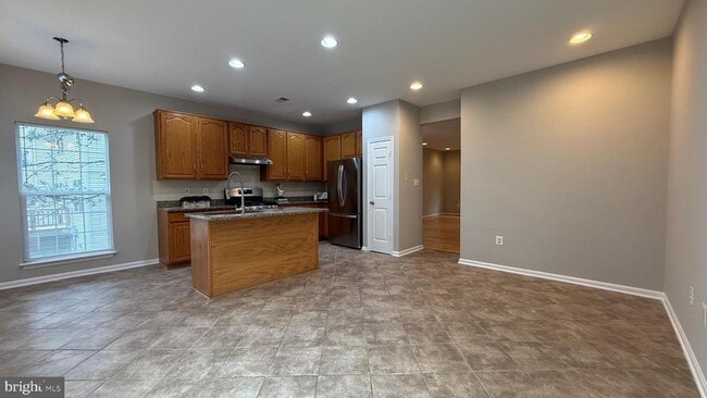 Building Photo - 43146 Gatwick Square
