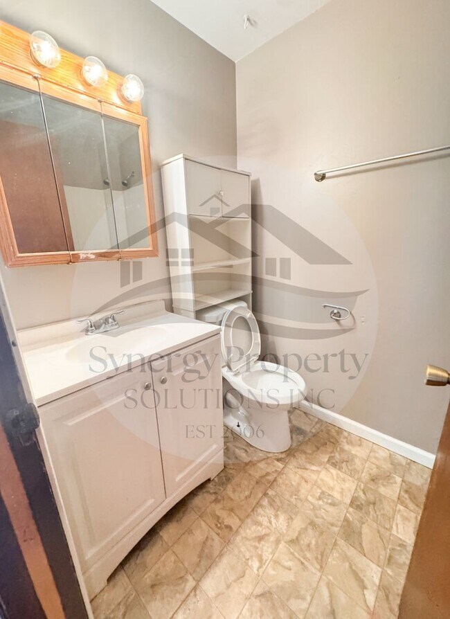 Building Photo - Madison Home for Rent