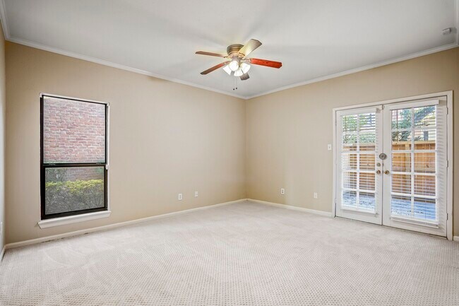 Building Photo - 2001 Bering Dr