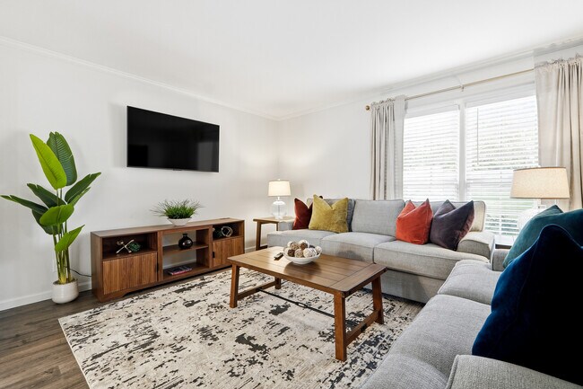 Building Photo - 520 Willeo Rd