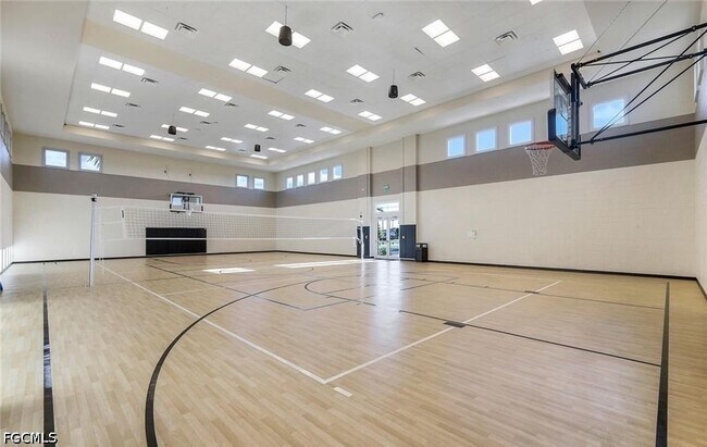 Building Photo - 14255 Pine Lodge Ln