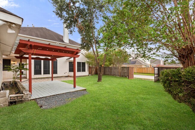 Building Photo - 15718 Stroudwater Ln