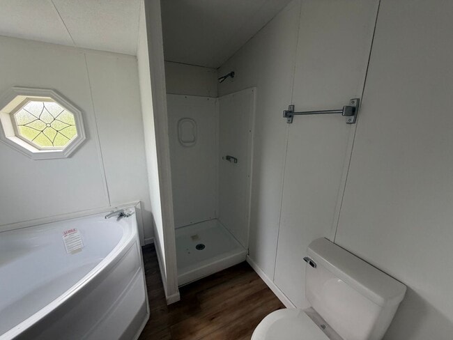 Building Photo - 3 Bed/2 Bath Mobile Home