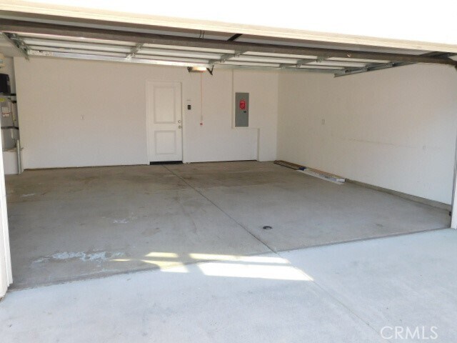 Building Photo - 299 E Arrow Hwy