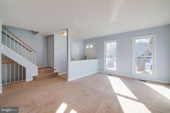 Building Photo - 10707 Gideon Ct