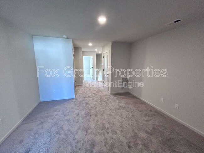 Building Photo - 1910 Tranquility Cir