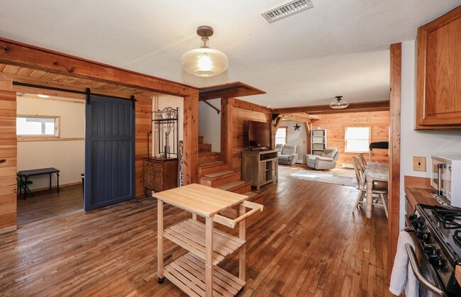 Building Photo - 40 Chemung Rd