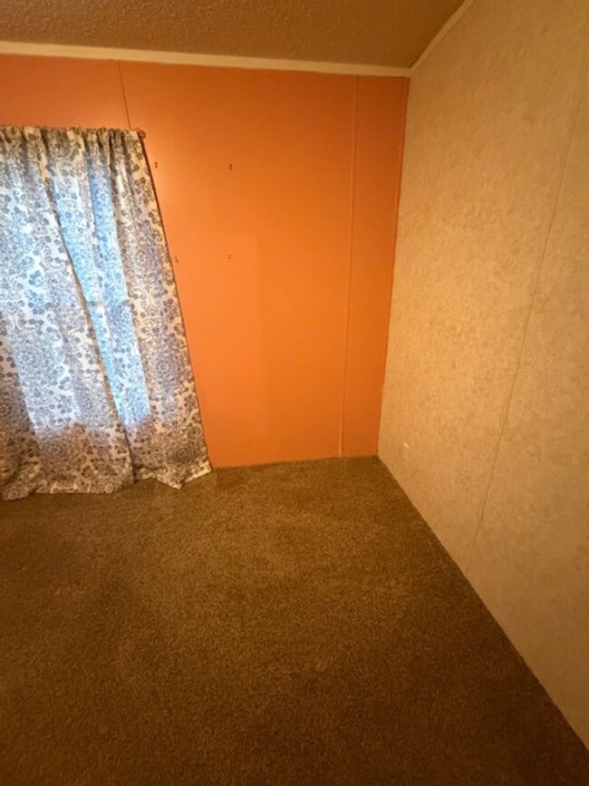 Building Photo - NEW RENTAL LISTING - NO HUD NO SECTION 8