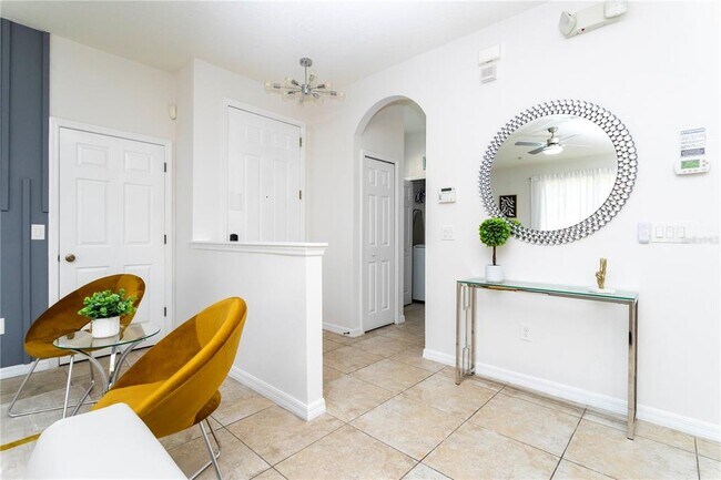 Building Photo - 650 Las Fuentes Dr