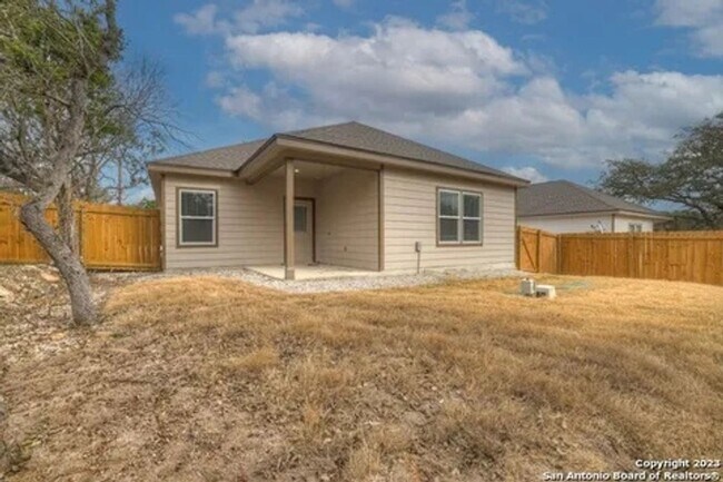 Building Photo - Charming 3BR House in Spring Branch