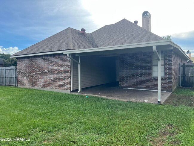 Building Photo - 114 Colchester Dr