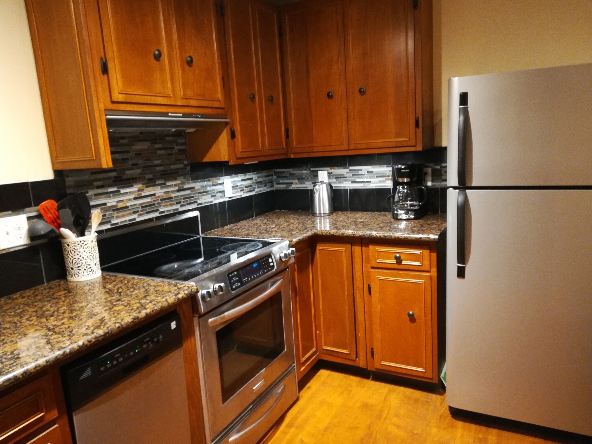 Full size appliances. - 19918 Damson Rd
